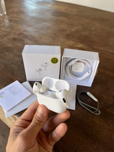 AirPods Pro/ primeira linha