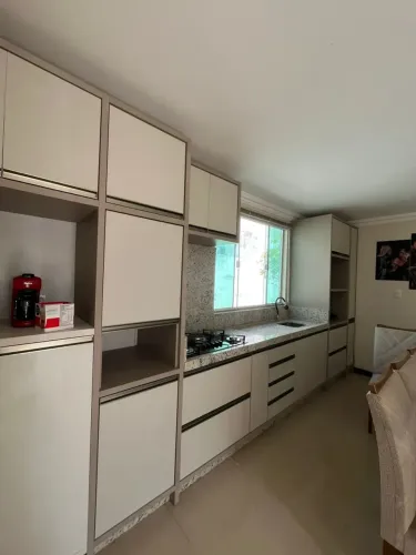 CASA MOBILIADA EM EXCELENTE LOCALIZAÇÃO PARA LOCAÇÃO