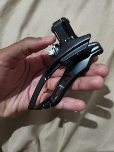 Vendo passador dianteiro ou gancheira novos!