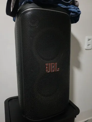 Caixa JBL 120