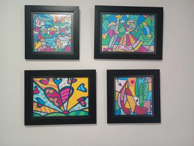 Kit Quadros Romero Britto (Perfeito Estado) + Moldura Premium