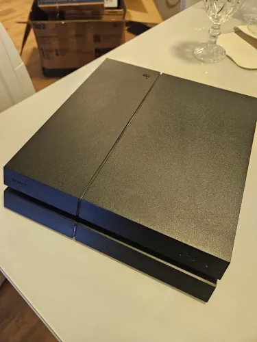 Vendo PS4