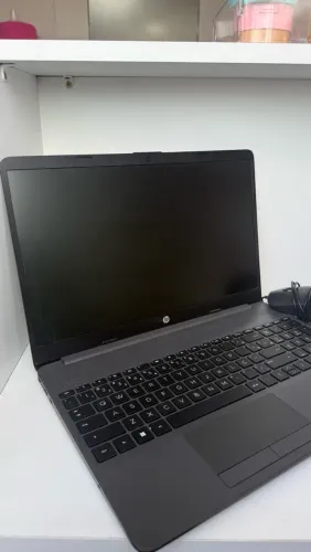 Notebook HP 256 G9 - Intel Core i3
