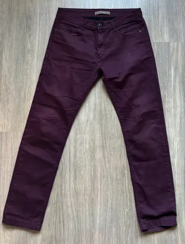 Calça bordô Request