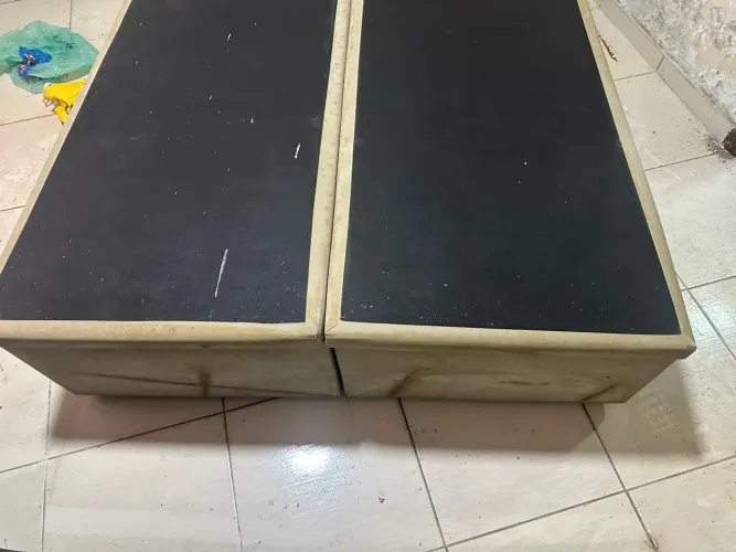 Vendo baú casal 