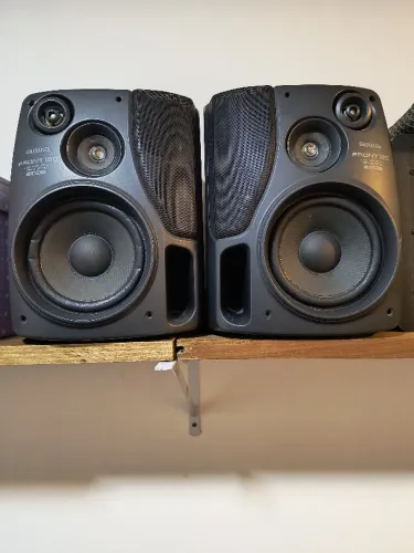 Caixa de som Aiwa Front 180W 4 way Bass Reflex Speaker System Right
