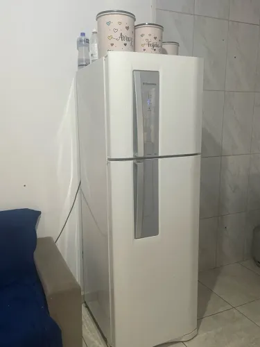 Geladeira frost free duplex Electrolux