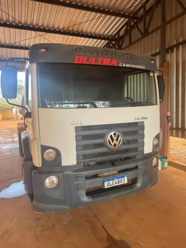 CAMINHÃO VW 24280 CRM 6X2 TRUCADO