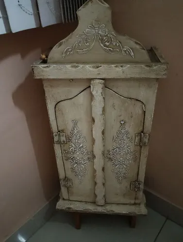 Oratório de madeira 67 cm