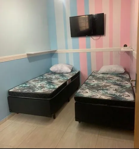 Cama solteiro box e colchão