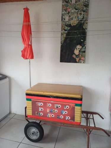 Carrinho ambulante.
