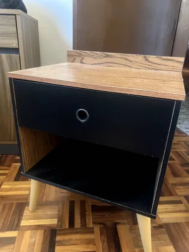 Mesa de cabeceira