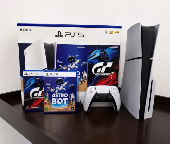 Ps5 slim novinho com poucos usos