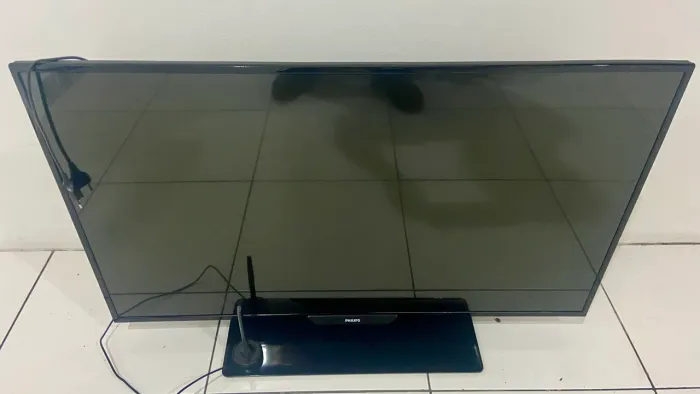 Vendo Smart TV Philips 43" LED Full HD