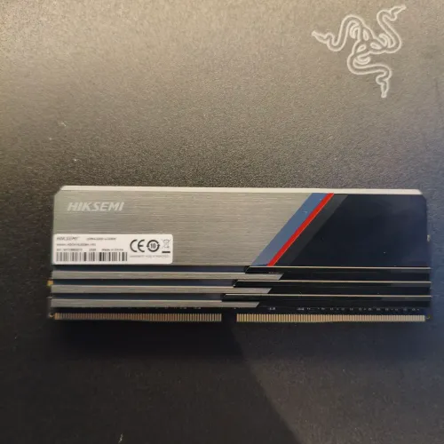 Memória RAM DDR4 16GB 3200MHz RGB