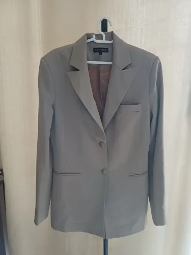 Blazer feminino tamanho 36-38 