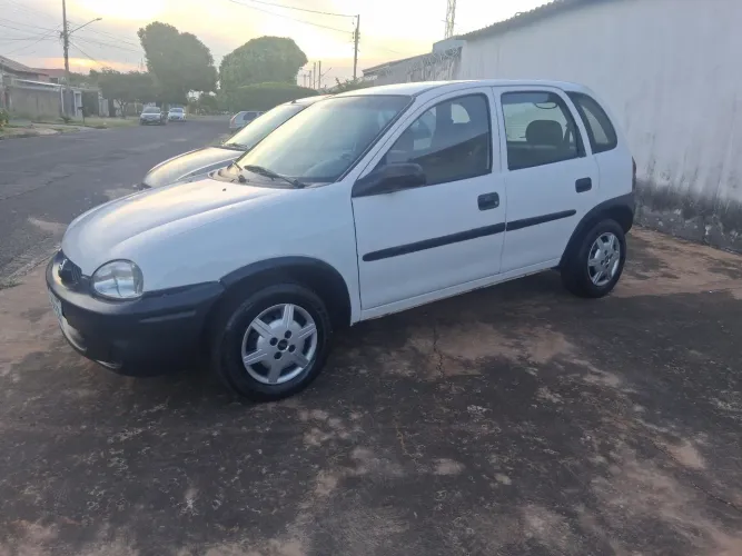 Chevrolet Corsa Wind 1.0 Mpf/milleniumi/ EFI 4P (álcool) 2002