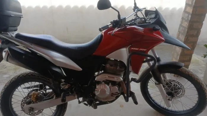 XRE 300 2015 NO PONTO DE TRANSFERI 