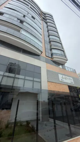 Apartamento para Alugar: 3 Quartos com Suíte no Edifício New Jersey - Praia de Itaparica