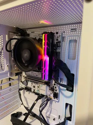 Memória RAM 16GB(2x8) G.Skill Tridentz 2400 MHz