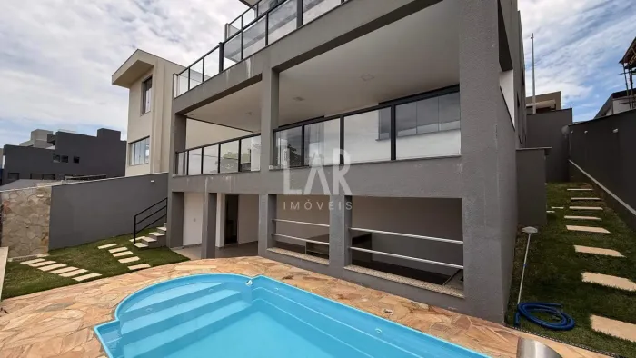 Casa em Condomínio para aluguel, 4 quartos, 3 suítes, 2 vagas, Alphaville Vespasiano - Ves