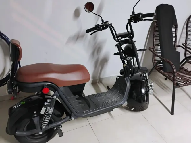Vende - se Mobi x12 elétrica