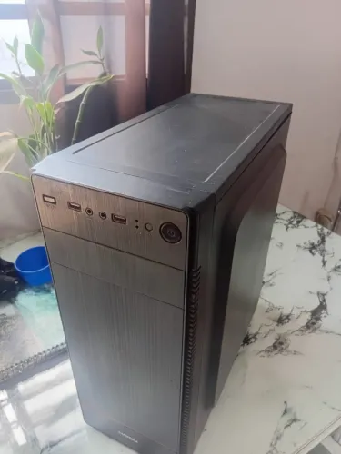 PC Gamer de entrada 16 GB RAM, SSD 1TB, PLACA RX 580 8GB, I5 4466