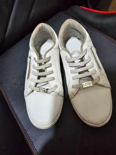 Tênis feminino branco