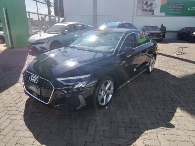 Audi A3 Sedan S-line 2.0 TFSI S-tronic 2024