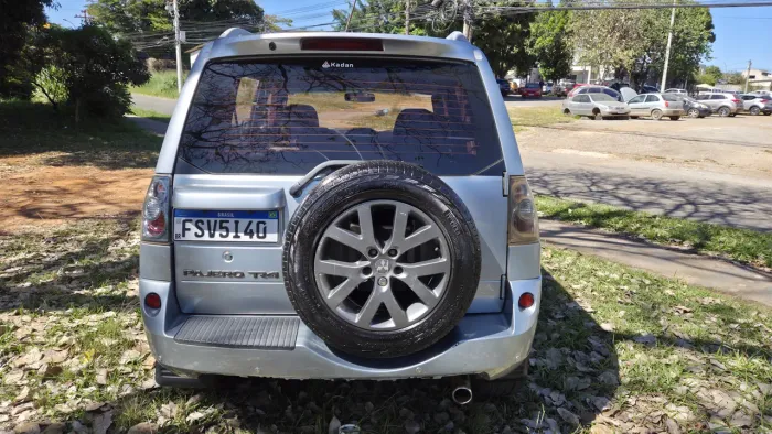 Mitsubishi Pajero TR4 2.0 Flex 16V 4X2 Mec. 2015