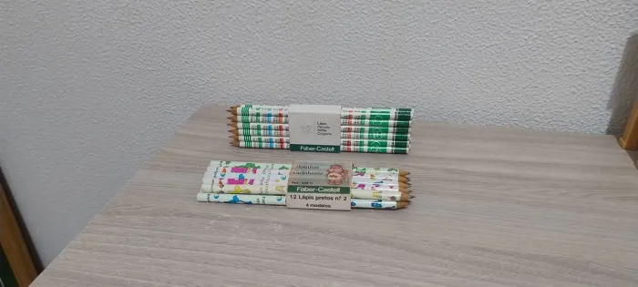 Fardos lápis antigo Faber-Castell - Ursinhos carinhosos e tabuada - anos 80