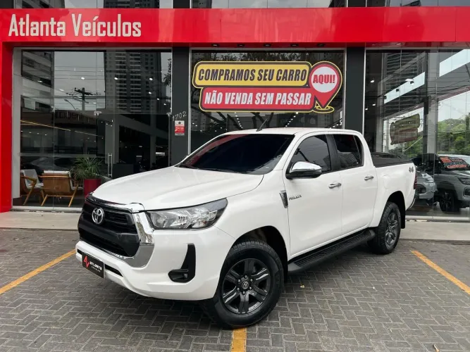 Toyota Hilux CD SR 4X4 2.8 TDI Diesel Aut. 2024