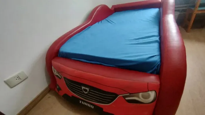 Mini Cama Carro 1,80c X 0,95l X 0,6a Vermelho Preto Wheels