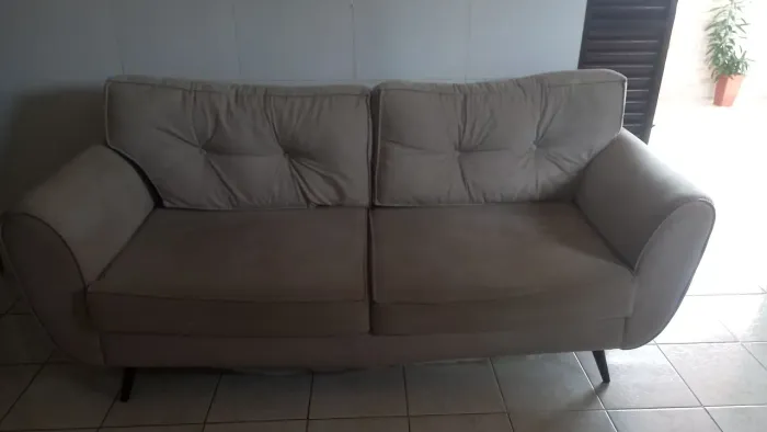 Vendo sofá 2.10m contato *