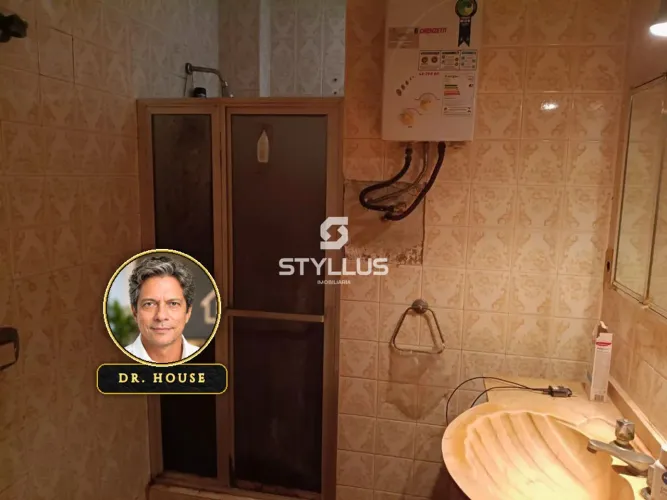 Apartamento Espaçoso com 2 Quartos no Coração do Méier! M97R