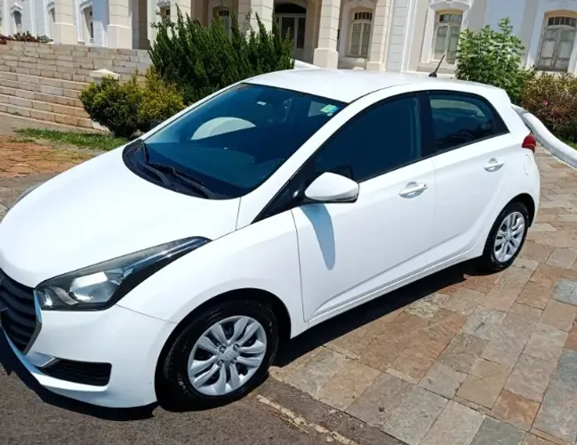 Hyundai HB20 C.style/c.plus 1.6 Flex 16V Aut. 2017