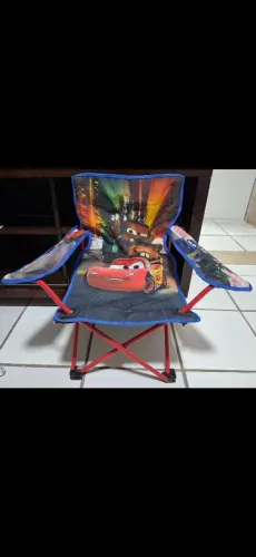 Cadeira infantil do filme Carros