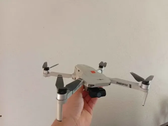 Vendo drone kf102 funcionando certinho 