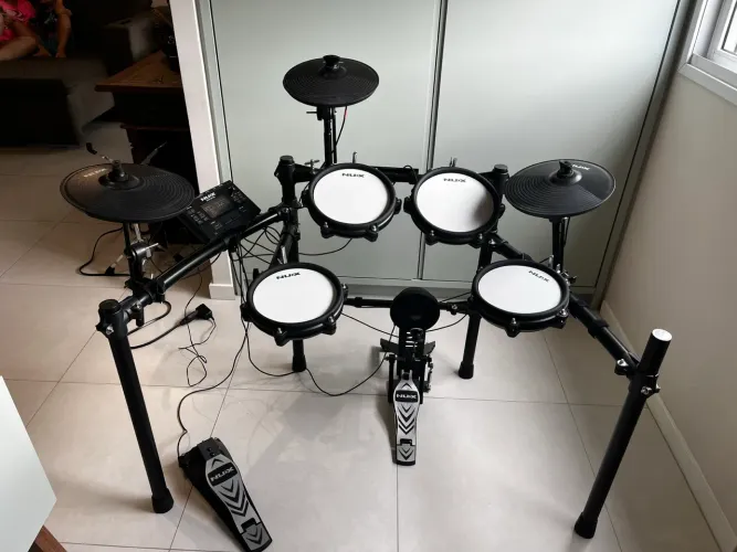 Bateria eletrônica NUX DM-210