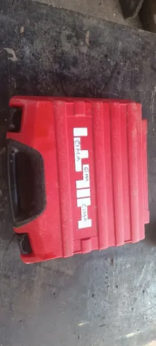 Furadeira martelete Hilti