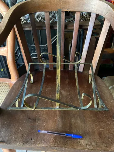 Porta lenha pequena em metal (ref:247)