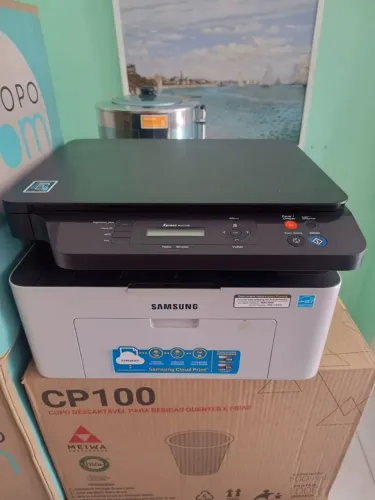 Impressora multifuncional Samsung Xpress M2070W