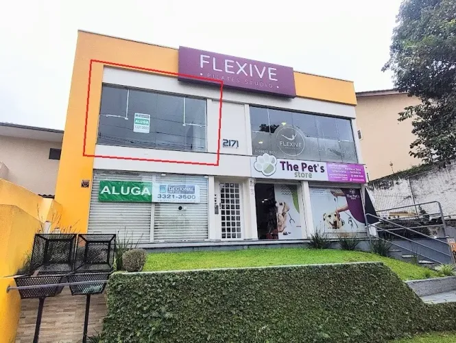 Conjunto Comercial para alugar por R$ 2600.00, 70.55 m2 - BOM RETIRO - CURITIBA/PR