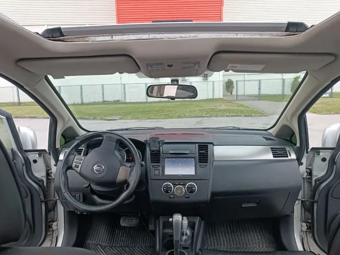 Nissan Tiida SL 1.8/1.8 Flex 16V Aut. 2013