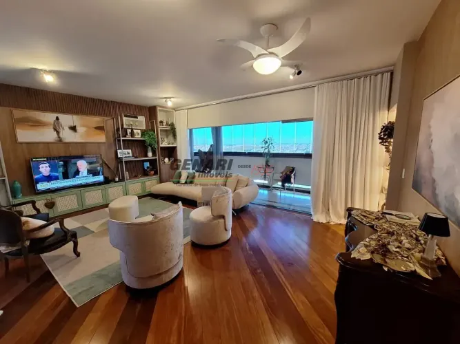 Apartamento à venda e locação com 180m2 no Centro com 4 quartos