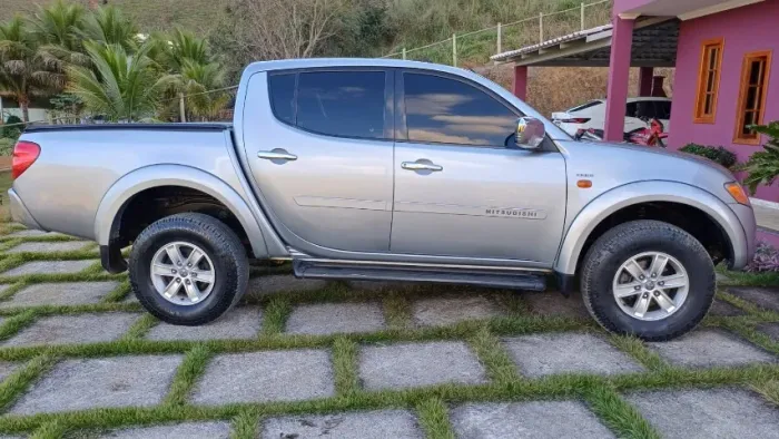 Mitsubishi L200 Triton HPE 3.2 CD TB Int.diesel AUT 2008