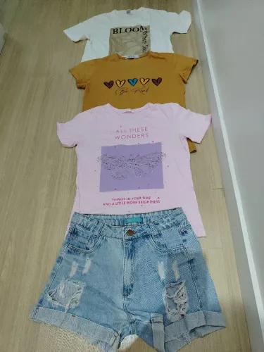 3 Camisetas + 1 Shorts Feminino