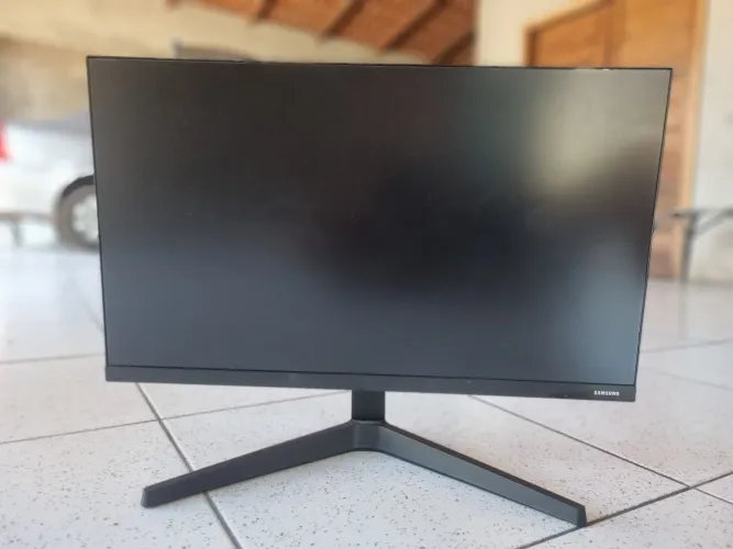 Monitor Samsung T350 24? 75Hz - Excelente Estado + Fonte Original