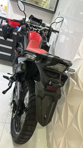 Xre sahara 300 raly 