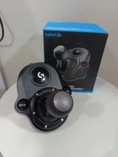 Câmbio Logitech